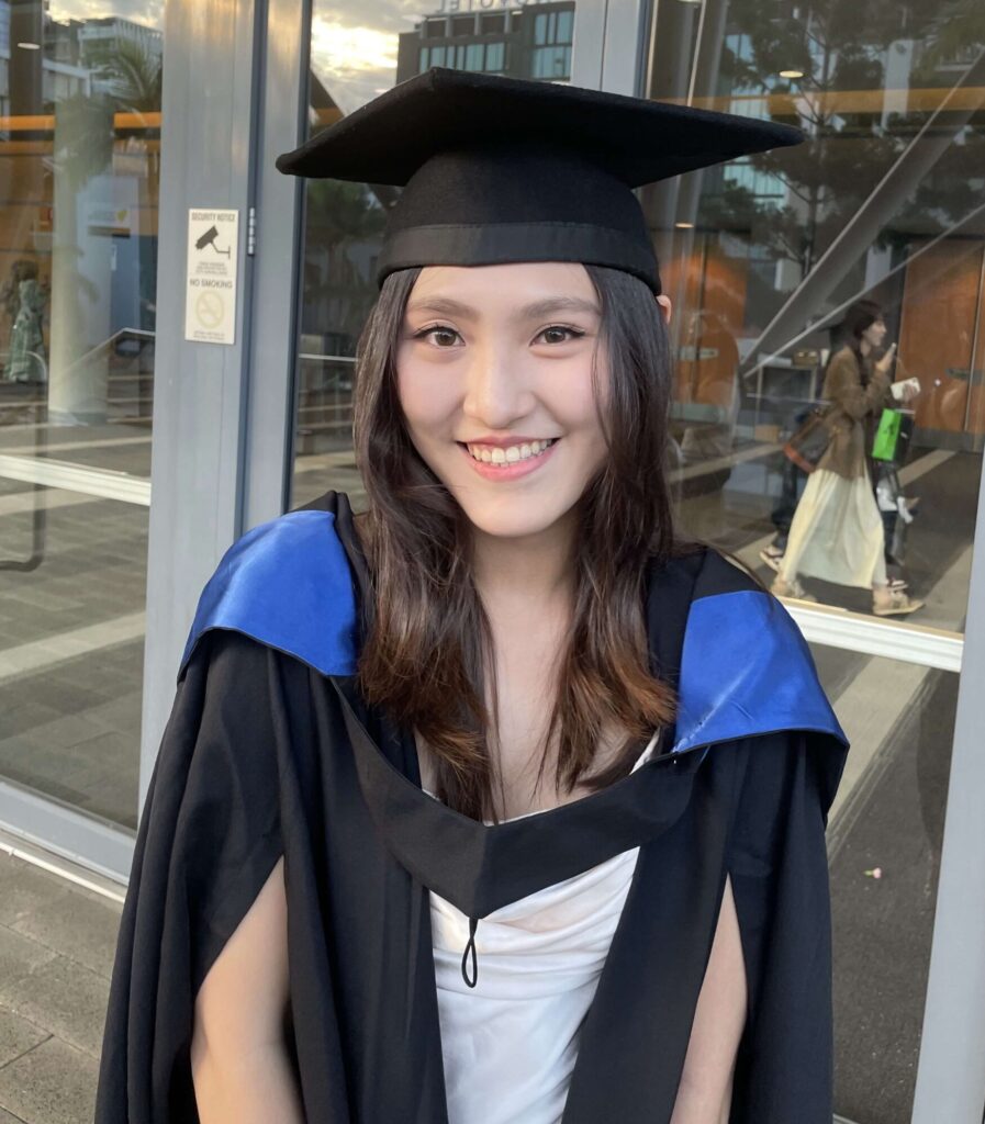 Sammy in Australia_qut graduation